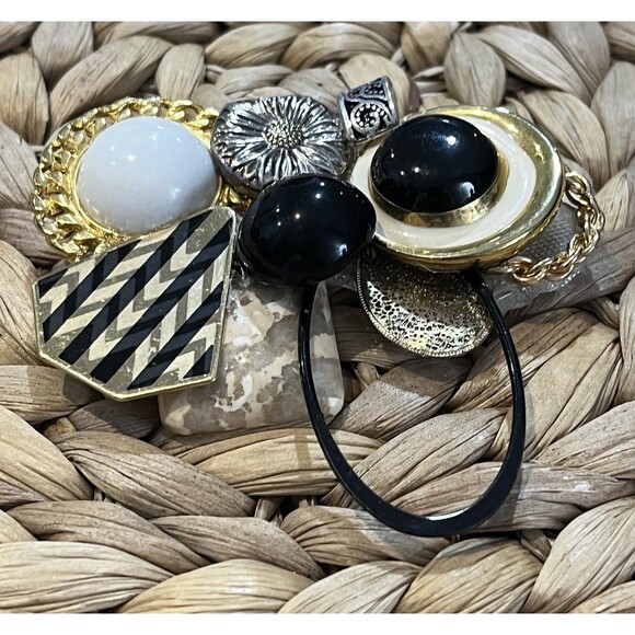 Handmade Brooch Vintage Jewelry Art To Wear Pin Upcycled Victorian Statement - Picture 4 of 10